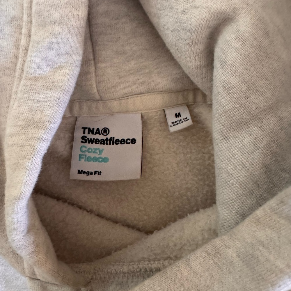 Aritizia, Abercrombie, American Eagle sweatshirts! - Picture 12 of 12